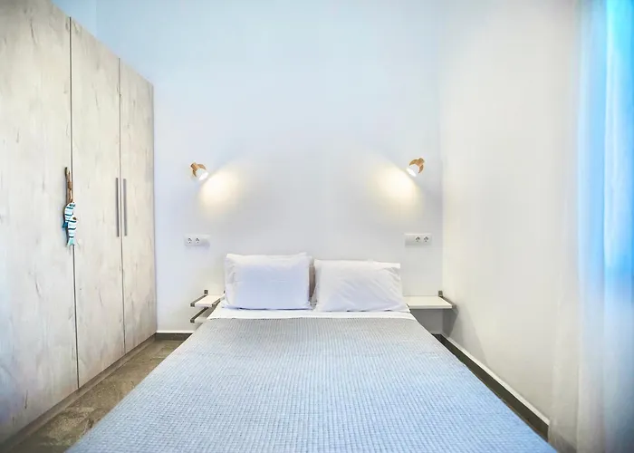 Seaside Serenade 2 Ermupoli