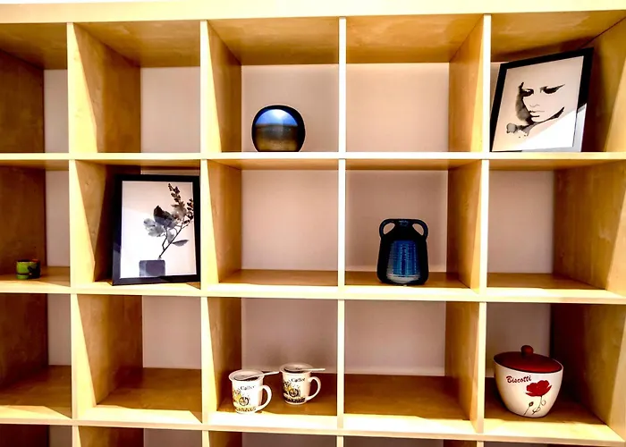 Seaside Serenade 2 *